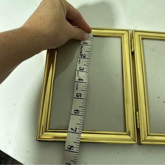 Vintage Brass Bi Fold Picture Frame | 5 x 7 - Picture 6 of 7